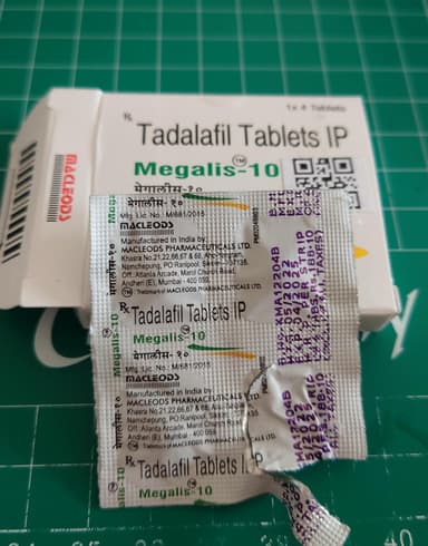 [シアリスジェネリック]メガリス10mg 【1箱4錠】 レビュー投稿画像 サムネイル